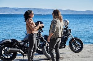 5 tips: overtuig je beste vriend of vriendin om te gaan motorrijden!