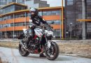 Motortest: Kawasaki Z900 – Klaar voor de aanval met deze stoere Naked