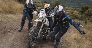 Nederlandse Anja Filak (Anja.Moto) wint BMW GS Trophy 2026