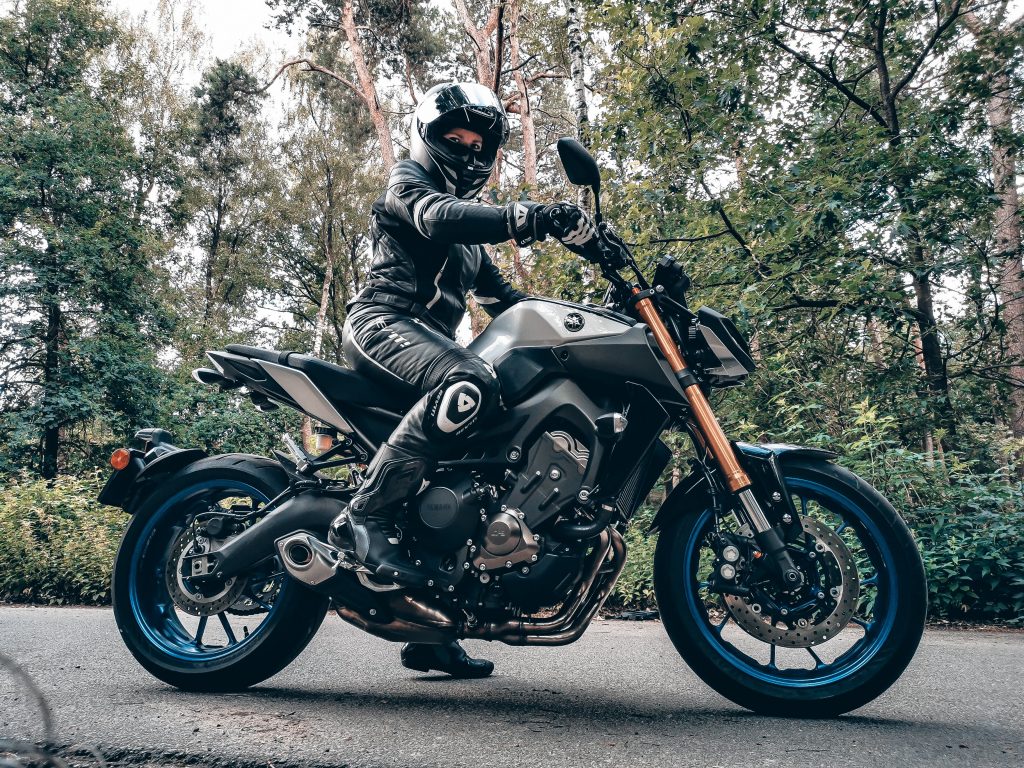 Yamaha MT-09 SP: comfortabele zitpositie
