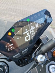 Helder afleesbaar 'inverted' LCD scherm