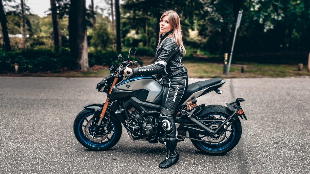 Motormeiden test de Yamaha MT-09 SP